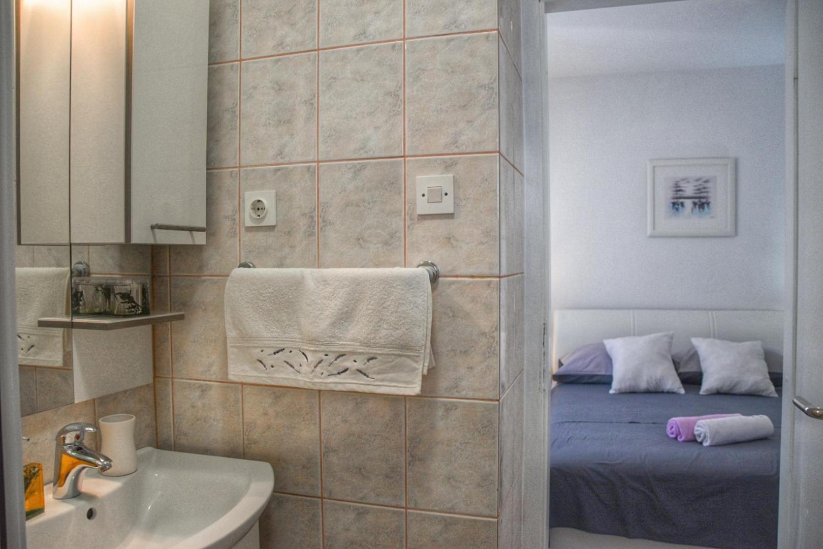 Apartments Sena Бол Экстерьер фото